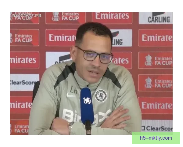 罗塞尼尔赞德拉普助攻祝赫城升级